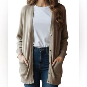 🛍️ 2/$25 Denver Hayes Soft Oversized Tan Cardigan XL Cozy Pockets Knit Layer